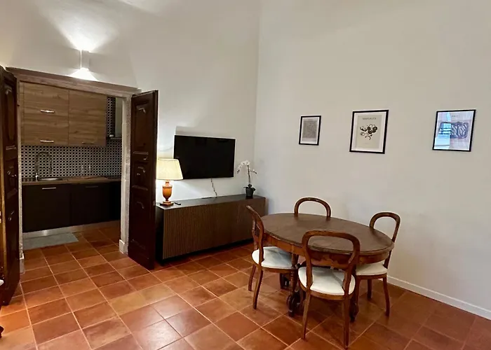 Apartment Dragonetti Luxury House LʼAquila